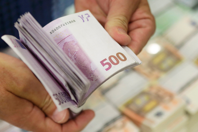 Radnicima greškom isplaćen bonus po 30 hiljada evra
